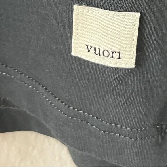 LIKE NEW Vuori Long Sleeve Feather Tee - Picture 6 of 9